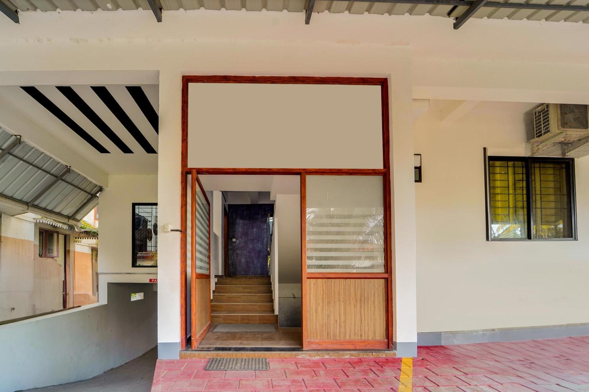 Super Hotel O Cheranelloor Aster Medicity Formerly Abriz Residency Elūr Esterno foto